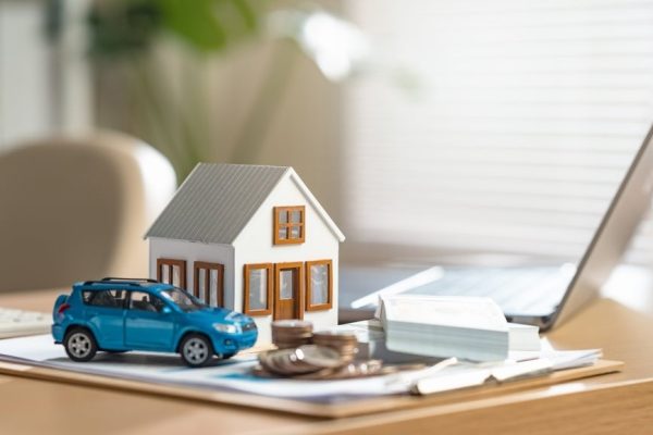 High-Yielding Real Estate: 3 Stocks Wall Street’s Top Analysts Are Watching